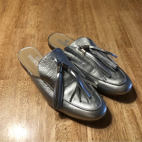 Women’s Vialibera Silver Leather Tassle Mules - Size 9 (Mex 26) - Picture 1 of 8